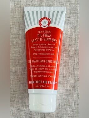 First Aid Beauty Skin Rescue Oil-Free Mattifying Gel 2 oz new &  sealed
